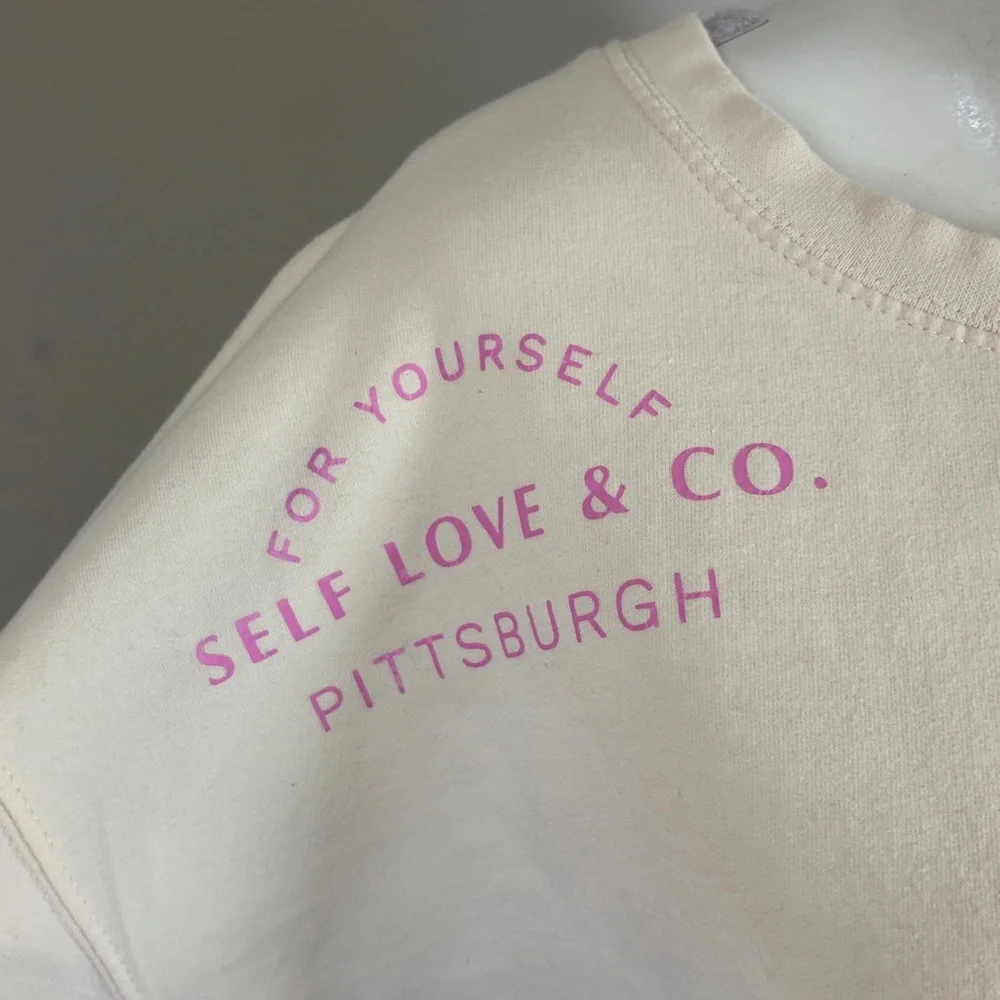 Skullhouse design Be The Light Crewneck: Vanilla limited edition Kelclight Sz XL